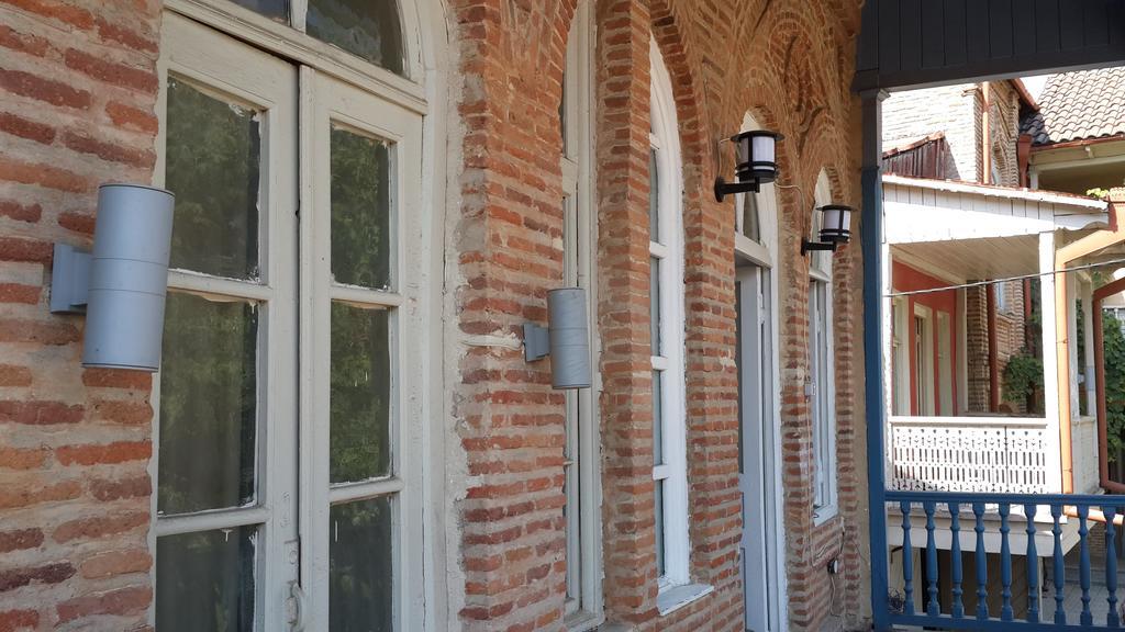 Golden Lion Hotel Signagi Exterior foto