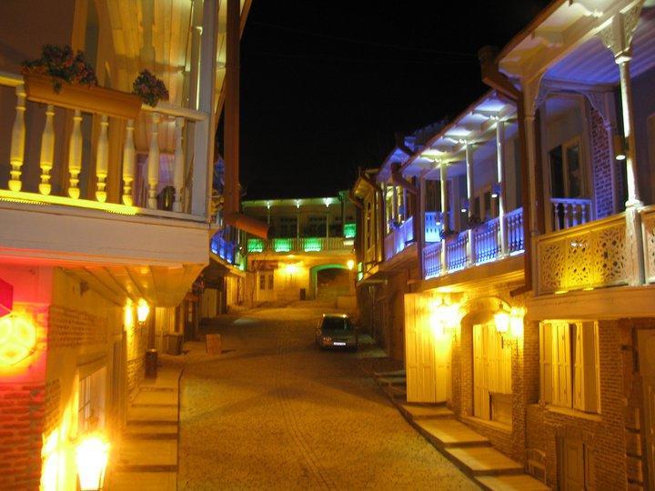 Golden Lion Hotel Signagi Exterior foto